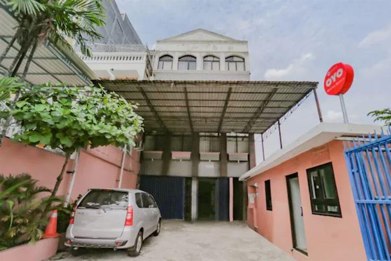 Reddoorz Syariah Near Stasiun Karet Hotel Jakarta Buitenkant foto