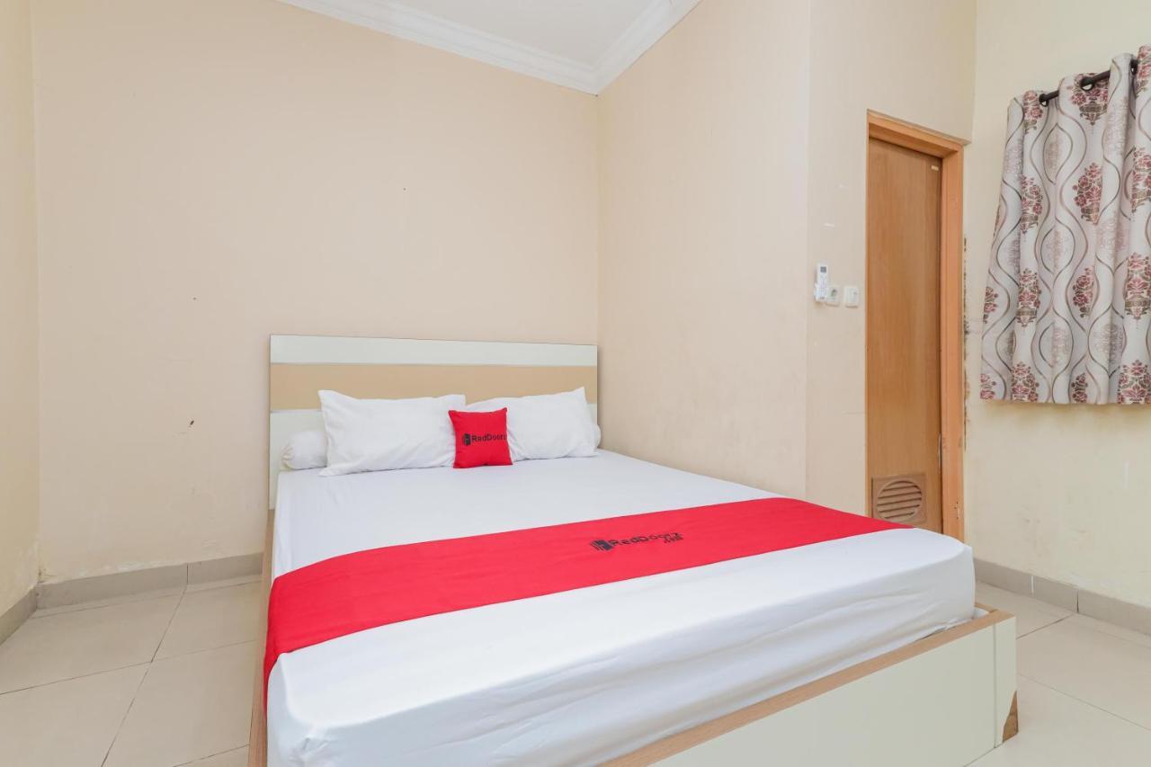 Reddoorz Syariah Near Stasiun Karet Hotel Jakarta Buitenkant foto