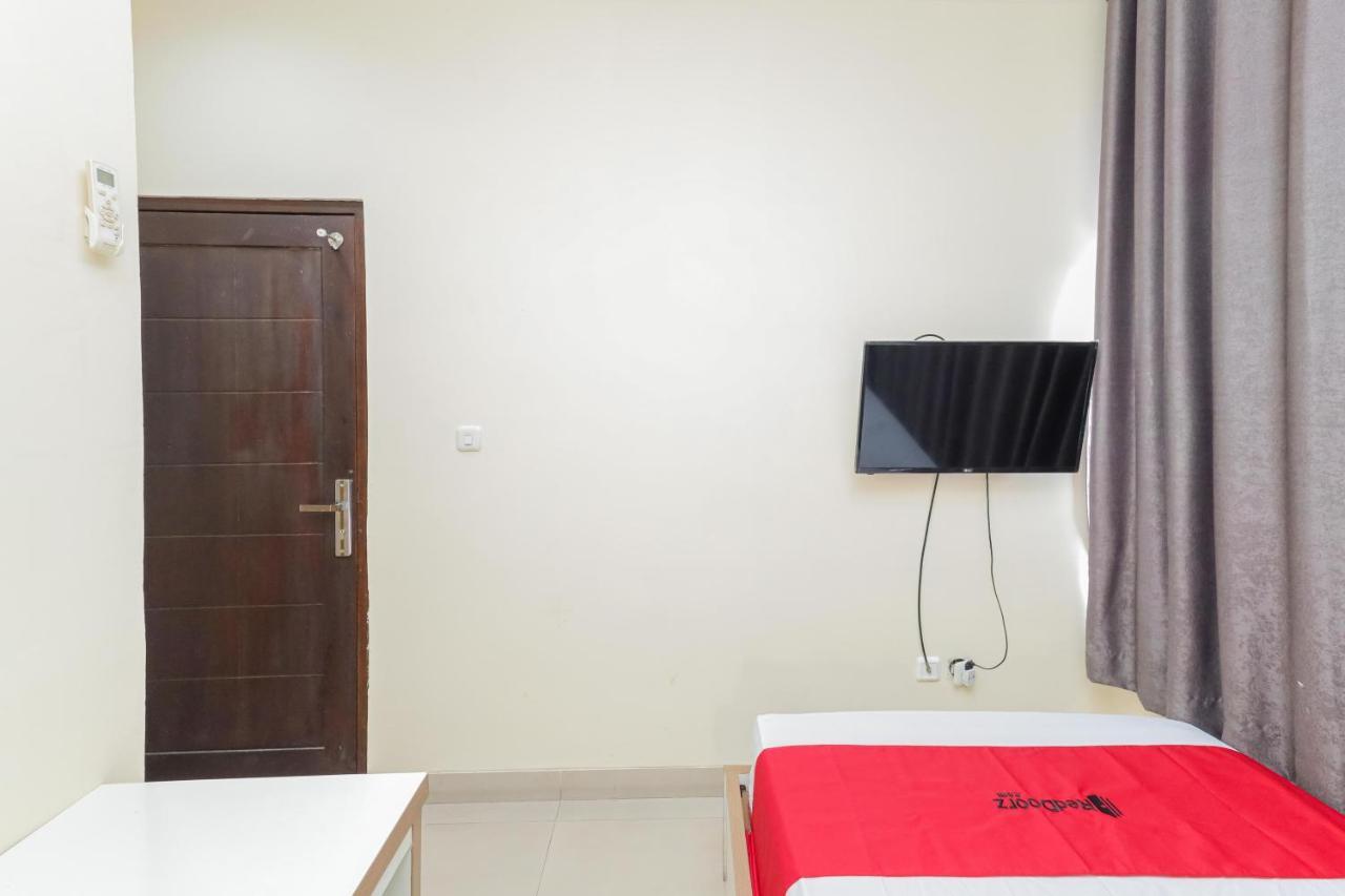 Reddoorz Syariah Near Stasiun Karet Hotel Jakarta Buitenkant foto