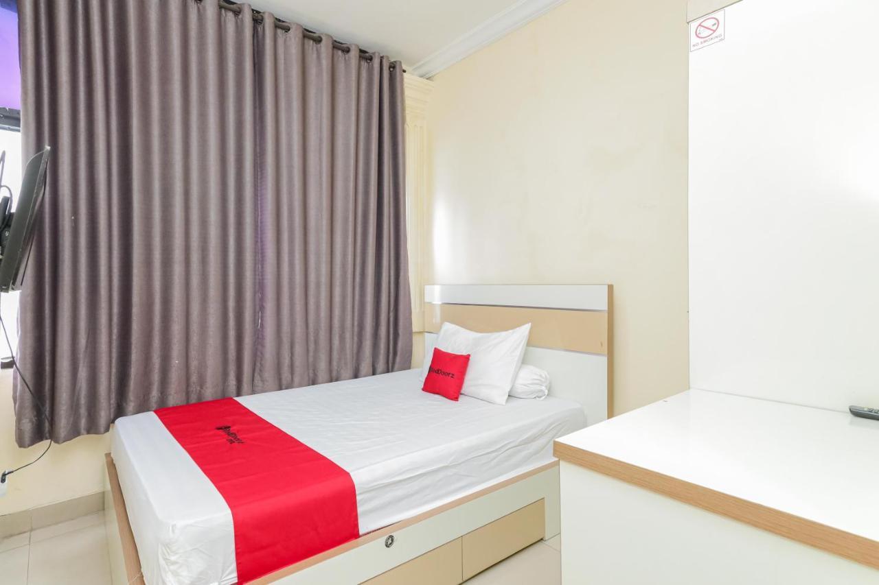 Reddoorz Syariah Near Stasiun Karet Hotel Jakarta Buitenkant foto