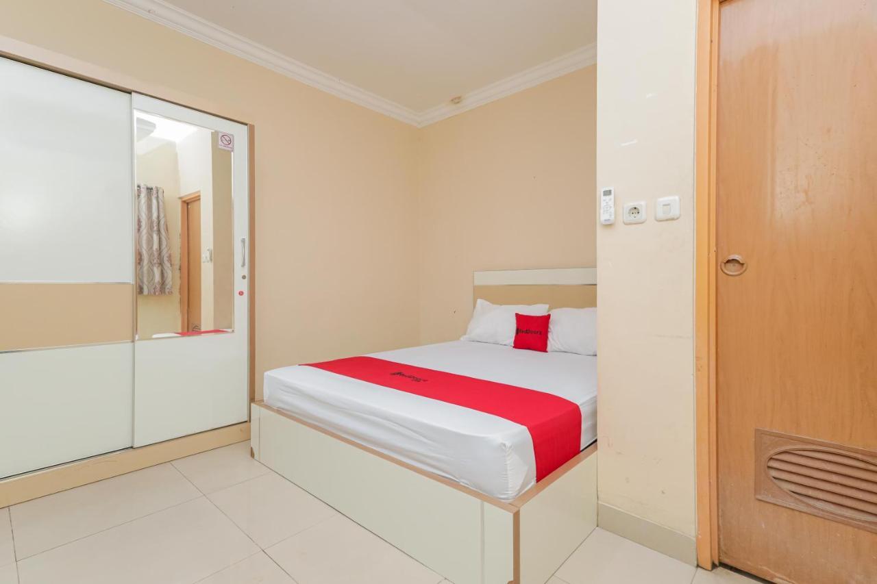 Reddoorz Syariah Near Stasiun Karet Hotel Jakarta Buitenkant foto
